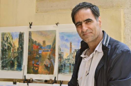 Aras Kefayati, peintre des rues (Ph. Michael Y. Simon)